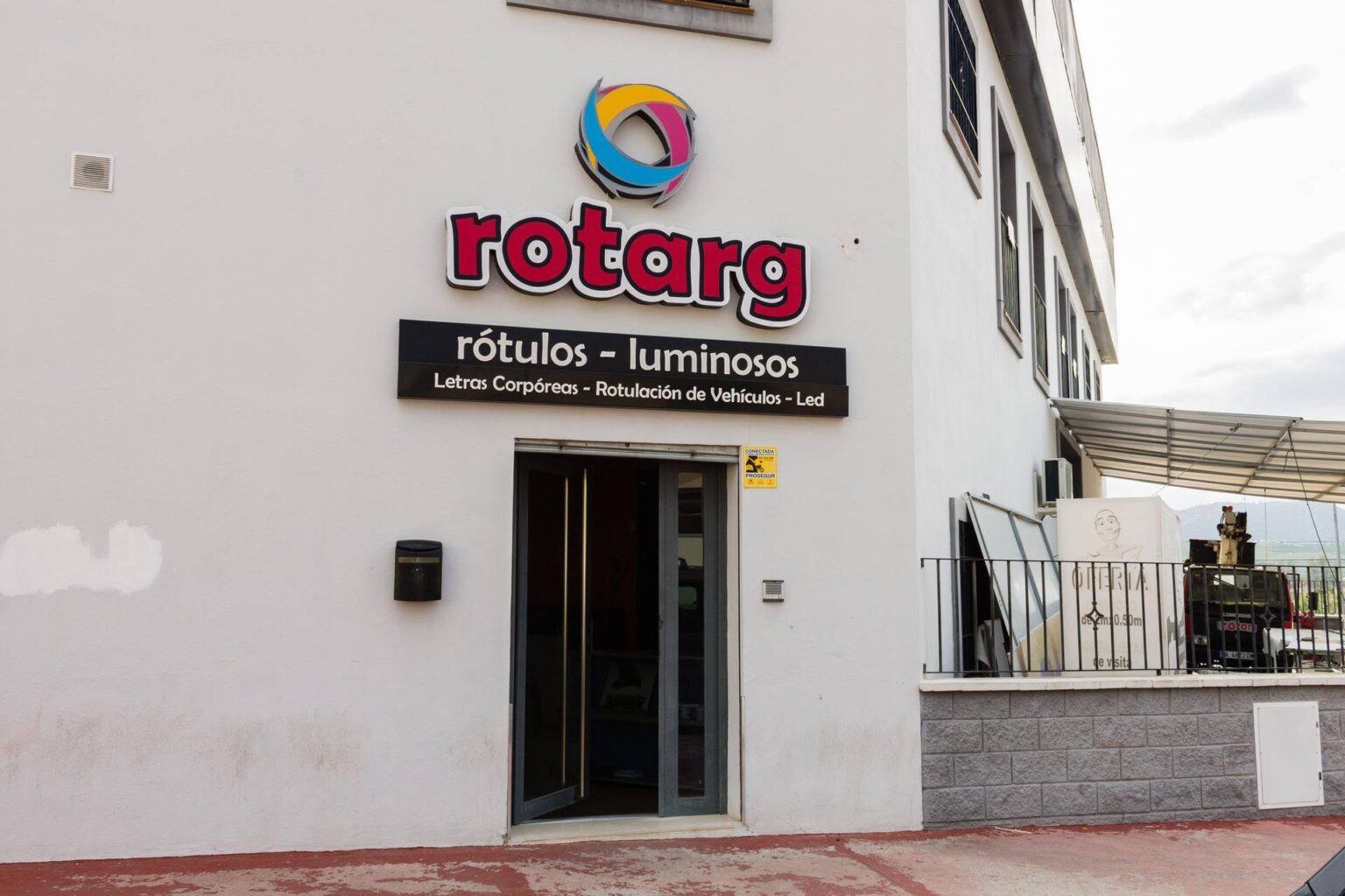 Empresa fabricante de rótulos y letras corpóreas en Málaga