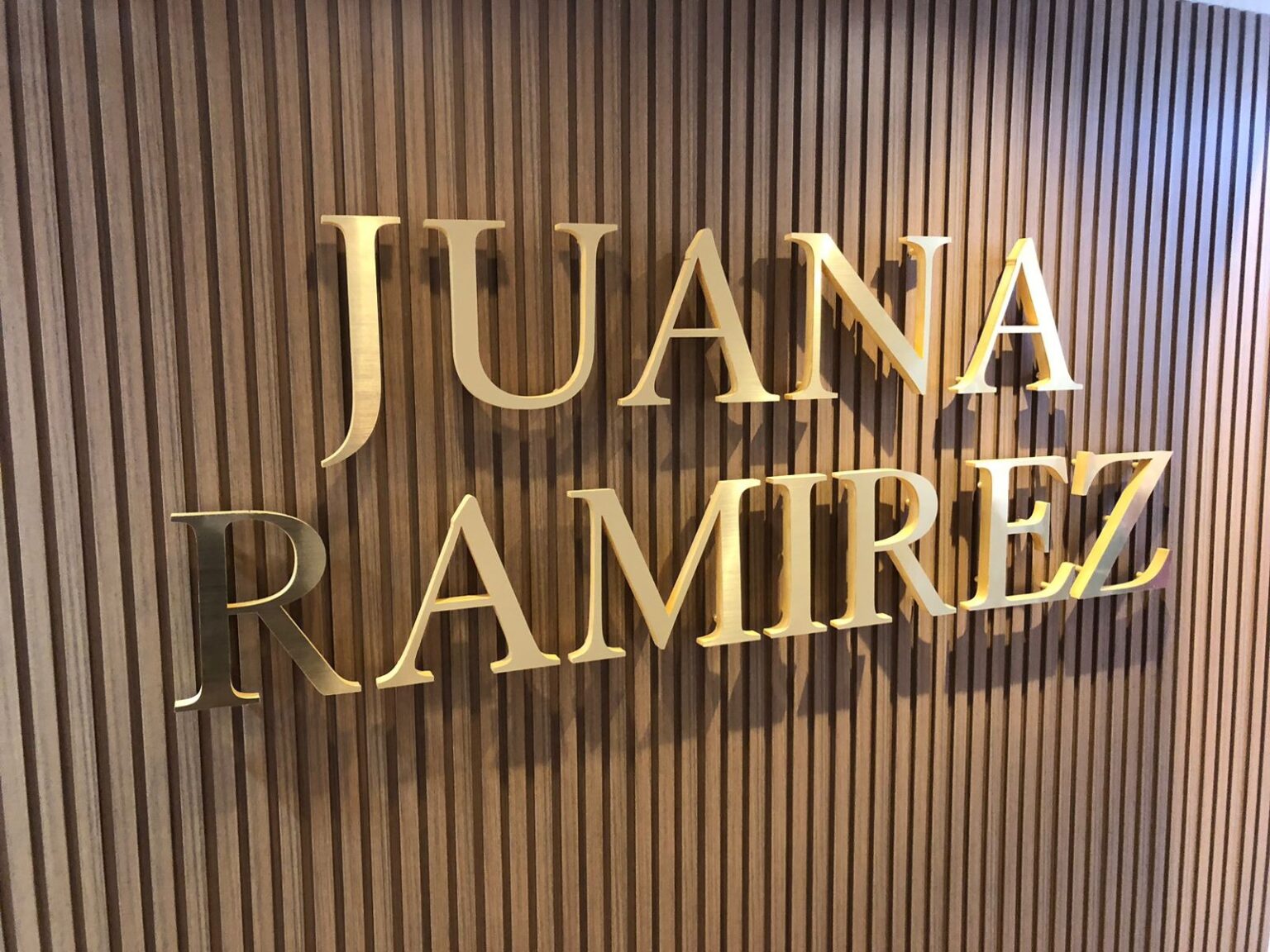 Empresa de fabricación de letras corpóreas iluminadas en Málaga y alrededores